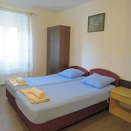 Garden Hostel